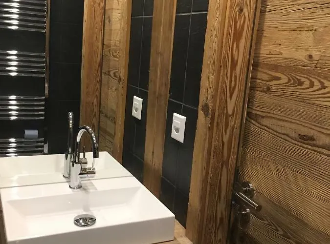 Medran + Private Sauna